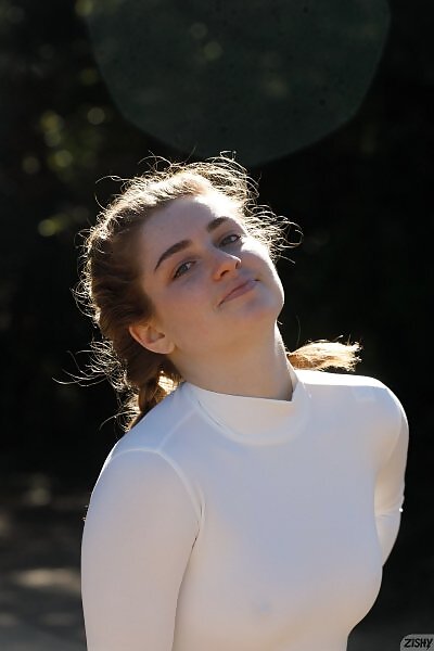 Greta Yarbrough in SpaceX Training - 3/16 Greta Yarbrough in SpaceX Training from Zishy - 3/16