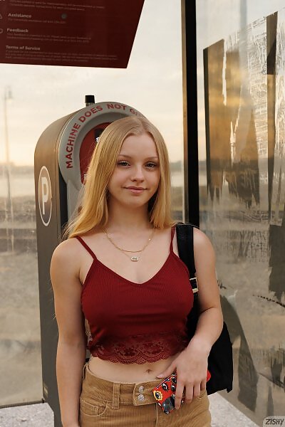 Kylie Shay in Walking In Memphis - 1/12 Kylie Shay in Walking In Memphis from Zishy - 1/12