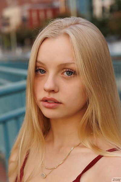 Kylie Shay in Walking In Memphis - 6/12 Kylie Shay in Walking In Memphis from Zishy - 6/12