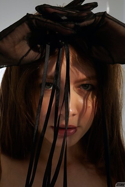 Liana Rainer in Fashion Smashin 2 from Zishy - 4/16