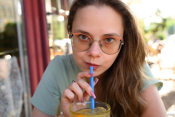 Mia Key in Smooth Transistions from Zishy - 13/16