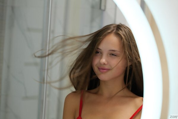 Olya Derkach in Derkach Final Pizza - 1/12 Olya Derkach in Derkach Final Pizza from Zishy - 1/12