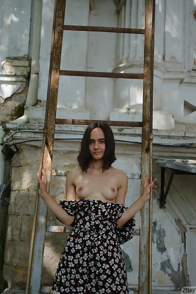 Yessa Banter in Lost Panties - 2/12 Yessa Banter in Lost Panties from Zishy - 2/12