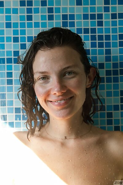 Zeta BB in Charcoal Toothbrush from Zishy - 4/16